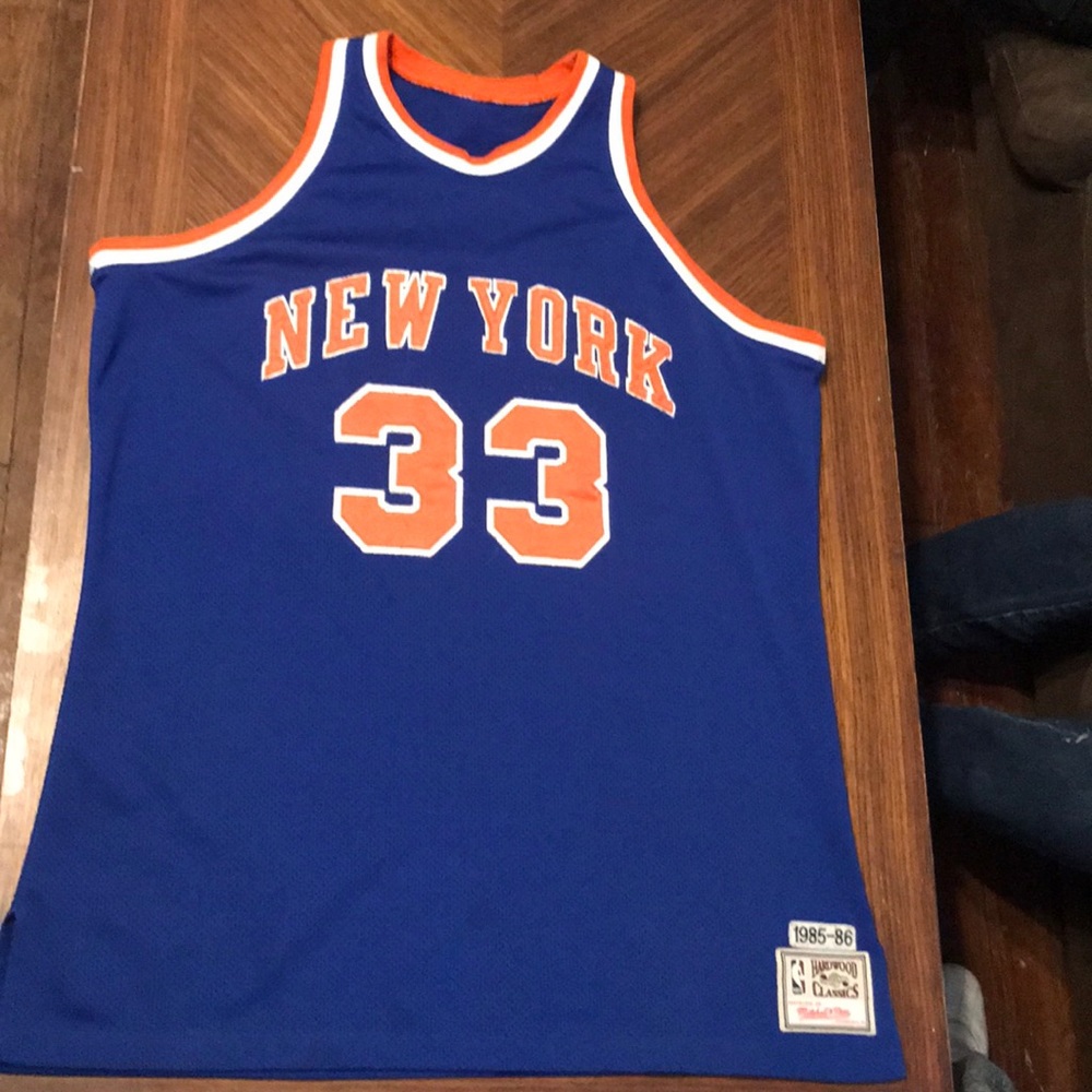 patrick ewing throw back